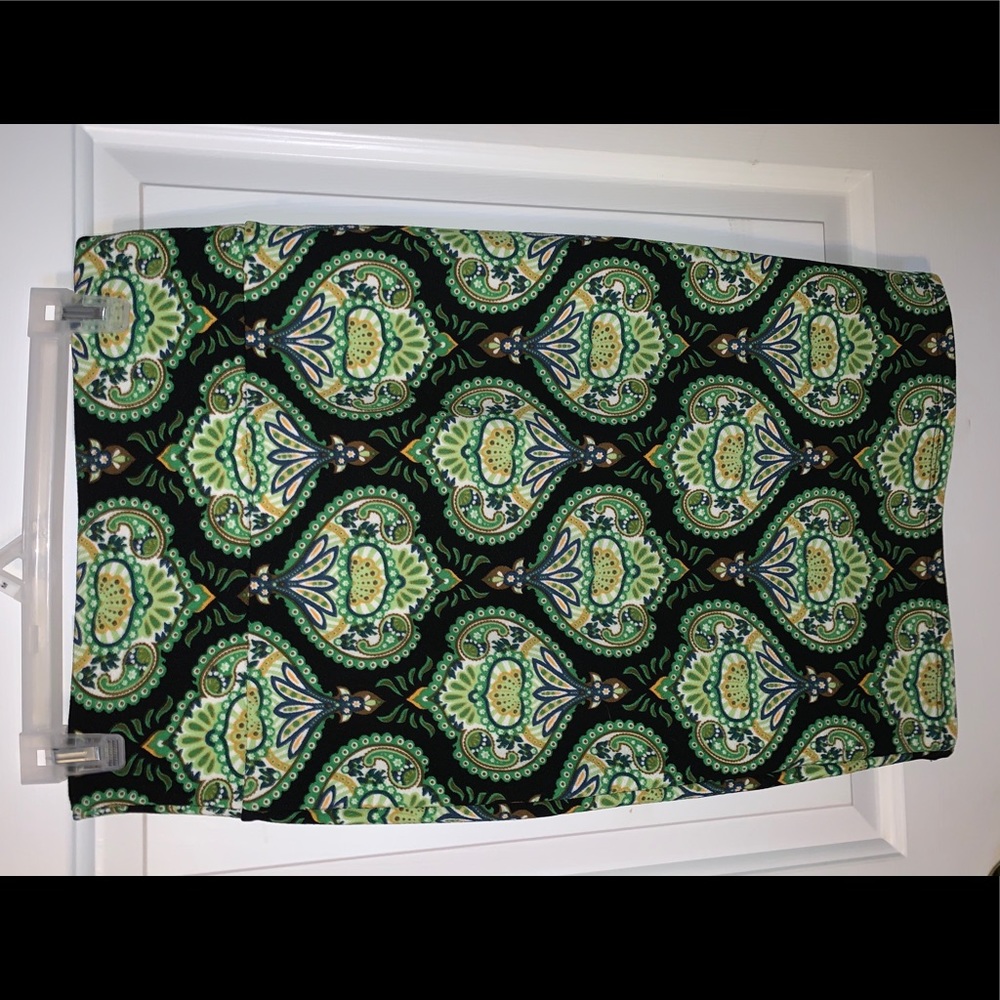 Lularoe Cassie pencil skirt green